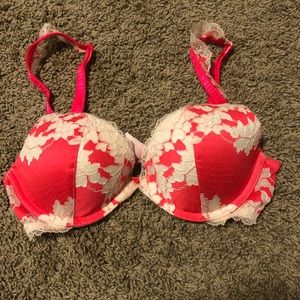 Victoria’s Secret Bra